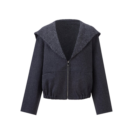 Veste courte noire avec large col et fermeture zippée