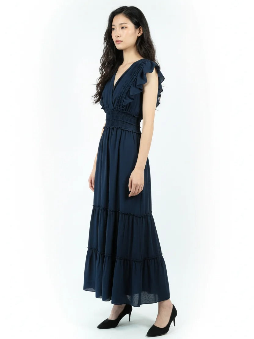 Robe longue bleu marine à volants et taille smockée