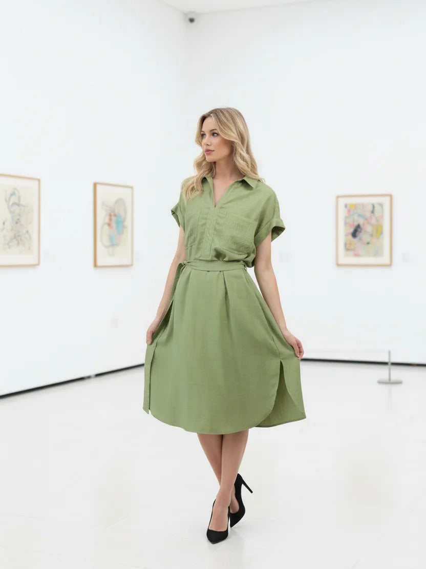 Robe chemise verte midi avec ceinture à nouer